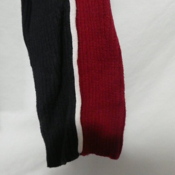 NOMI | medium | Ribbed Burgundy and Black Partial Zip-Up Sweater - Picture 14 of 15